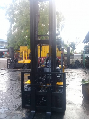 +++ ขายโฟล์คลิฟท์  SUMITOMO  FG30   รถรุ่นใหม่   ขนาด  3  ตัน  เครื่องยนต์เบนซิน  แก๊ส  เสา  5  เมตร  เกียร์ออโตเมติค  ยางตันครับ