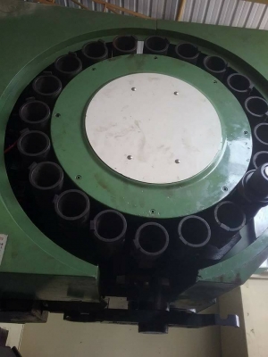 เครื่อง CNC M/C " OKK "Japan Fanuc O-MC