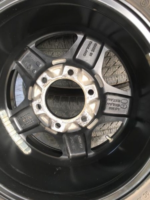 ขายล้อออฟโรดขอบ 16 กว้าง 8 ออฟ 0 MADE IN THAILAND พร้อมยาง Michelin 265 70 R16 ปี 15