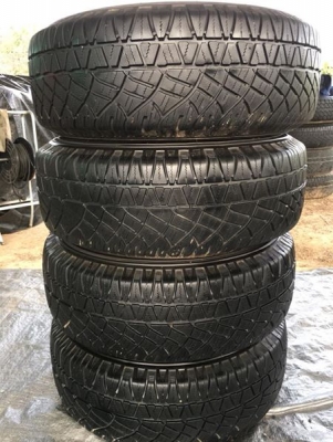 ขายล้อออฟโรดขอบ 16 กว้าง 8 ออฟ 0 MADE IN THAILAND พร้อมยาง Michelin 265 70 R16 ปี 15