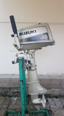 ขายเครื่องเรือ SUZUKI 4 แรง หางสั้น เก่าญี่ปุ่น ขายเครื่องเรือ SUZUKI 4 แรง หางสั้น เก่าญี่ปุ่น