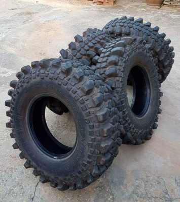 ขายยางลุยๆตะขาบ 35x10.5 R 16 ปลายปี 16 สวยๆ