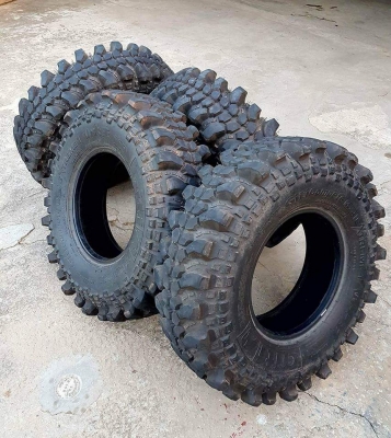 ขายยางลุยๆตะขาบ 35x10.5 R 16 ปลายปี 16 สวยๆ