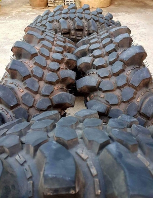 ขายยางลุยๆตะขาบ 35x10.5 R 16 ปลายปี 16 สวยๆ