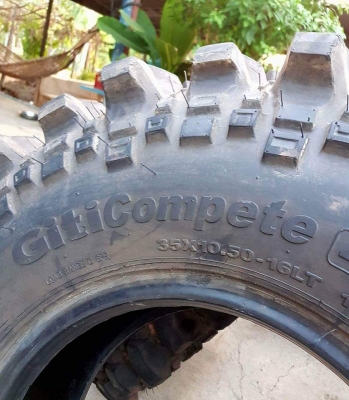 ขายยางลุยๆตะขาบ 35x10.5 R 16 ปลายปี 16 สวยๆ