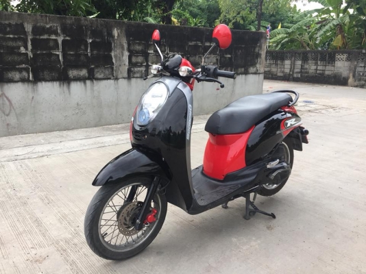 ขาย Honda Scoopy i หัวฉีด ปี55 รถสวย ชุดสีเบิกใหม่ สภาพเดิม เครื่องเดิม เครื่องดีมาก เดิมๆ เงียบๆ ชุ