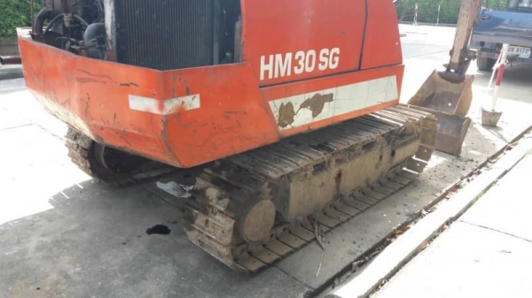 ขาย 185,000 แบคโฮมีไลร์หัวเจาะ AIRMAN HM 30 SG เครื่องดี ปั้มแรง เอวแน่น ช่วงล่างสวย รถพร้อมใช้ รถอยู่ บางนา 090-772-3710 090-772-3708