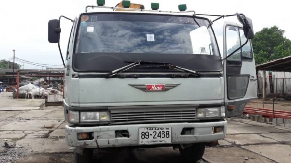 ขาย 695,000 รถ 6 ล้อติดเฮี้ยม 5 ตัน HINO FF3H เครื่อง HO7D 195 แรง หัวบาง ยางดี คัชซีสวย เอกสารพร้อมโอน รถอยู่ บางนา 090-772-3710 090-772-3708