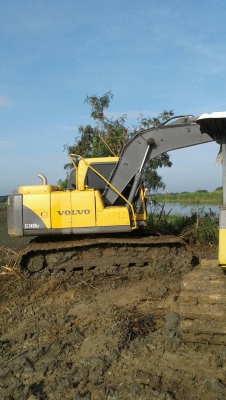 Volvo EC140 พร้อมใช้งาน