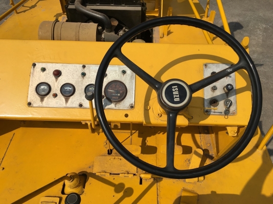 รถบดเจ็ดล้อยาง DYNAPAC R20 เครื่องยนต์ ISUZU 6BD1 พวงมาลัยเพาเวอร์ FROM JAPAN สภาพพร้อมใช้งาน สนใจติดต่อ 063-9316985 ID LINE : 0639316985 ครับ