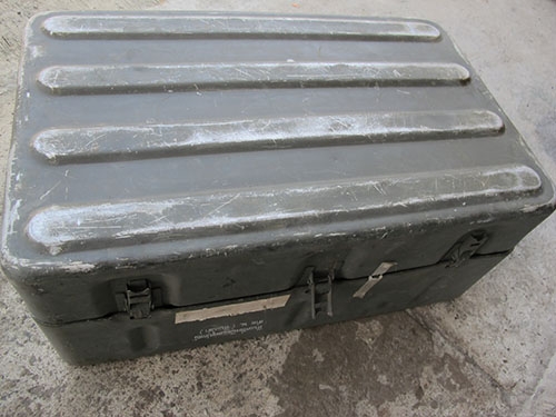 ขายลังทหารขนาดใหญ่ทำด้วยอลูมิเนียมหนาๆ ภายใน2ชั้นมีช่องใส่ของ ขายลังทหารขนาดใหญ่ทำด้วยอลูมิเนียมหนาๆ ภายใน2ชั้นมีช่องใส่ของ