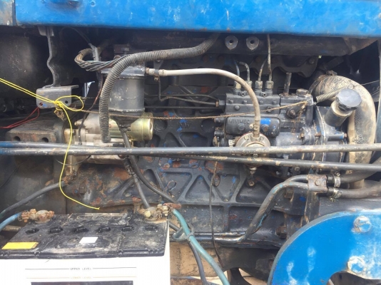 ฟอร์ด 6610 พร้อมใบดันดิน