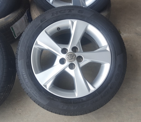 ขายล้อTOYOTA Altis ขอบ16 ยางปี14 4 ล้อ