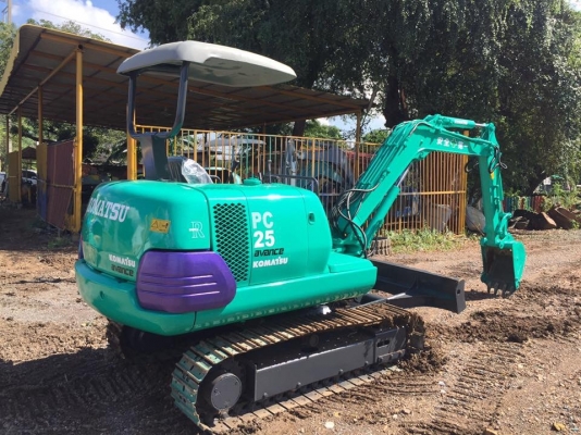 ขายรถขุดแบคโฮ KOMATSU Pc25-1 ขนาดเทียบเท่า30 รถเก่านอกแท้100\% (มีลายหัวแย๊ก คอลโทนน้ำมัน แทรกเหล็ก) เครื่องแน่น ระบบไว รถพร้อมใช้งาน เอกสารใบอินวอยครบ              ????ราคา 370,000 ต่อรองได้???? ☎️สนใจติดต่อ 096-3268553 (สถิตย์พันธ์) ID LINE 0963268553 ??
