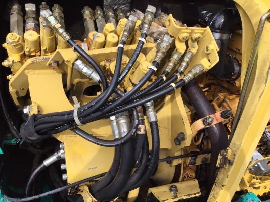 ขายรถขุดแบคโฮ KOMATSU Pc25-1 ขนาดเทียบเท่า30 รถเก่านอกแท้100\% (มีลายหัวแย๊ก คอลโทนน้ำมัน แทรกเหล็ก) เครื่องแน่น ระบบไว รถพร้อมใช้งาน เอกสารใบอินวอยครบ              ????ราคา 370,000 ต่อรองได้???? ☎️สนใจติดต่อ 096-3268553 (สถิตย์พันธ์) ID LINE 0963268553 ??