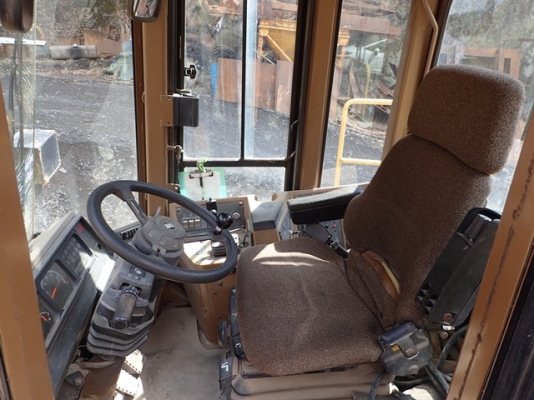 CAT 950F2 ใช้งานเพียง 3 พันชั่วโมง นำเข้าจากญี่ปุ่น