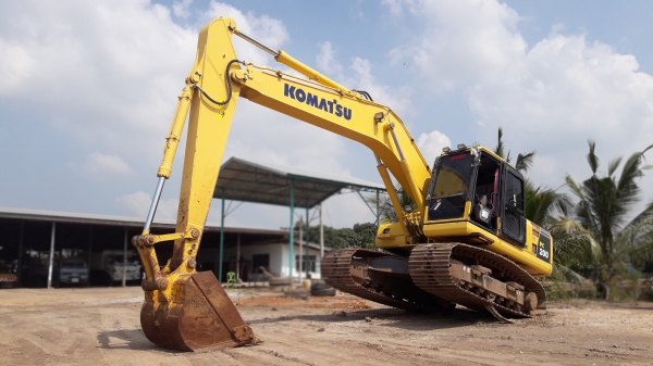 ขายรถแบ็คโฮ KOMATSU PC200-8MO ใช้งาน 6 พันชั่วโมง สภาพนางฟ้าเดิมๆ ทำงานสมบูรณ์ทุกระบบ