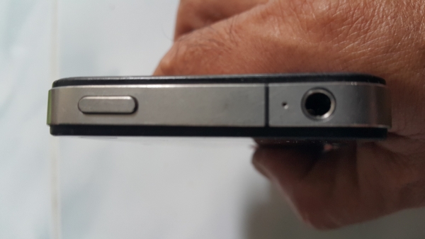 ขายไอโฟน 4