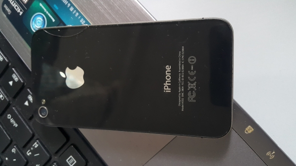 ขายไอโฟน 4