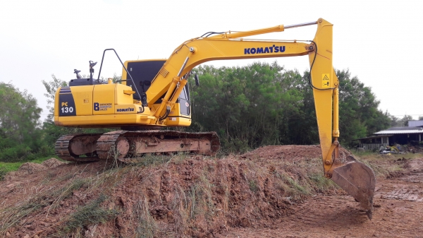 ขายรถแบ็คโฮ KOMATSU PC130-8 ใช้งาน 9 พันชั่วโมง สภาพนางฟ้า สวยไม่มีที่ติ