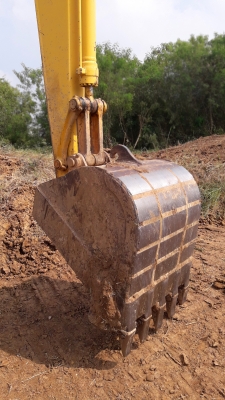 ขายรถแบ็คโฮ KOMATSU PC130-8 ใช้งาน 9 พันชั่วโมง สภาพนางฟ้า สวยไม่มีที่ติ