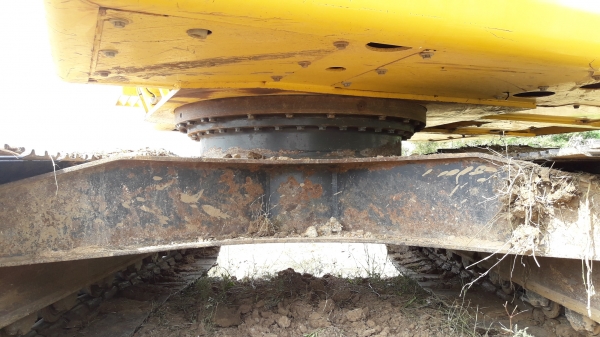 ขายรถแบ็คโฮ KOMATSU PC130-8 ใช้งาน 9 พันชั่วโมง สภาพนางฟ้า สวยไม่มีที่ติ