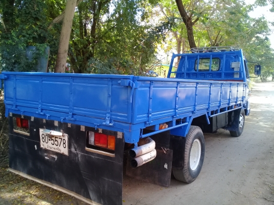 รถบรรทุหกล้อ ISUZU NKR 110 เกียร์สั้น ยกหัวได้ พวงมาลัยเพาว์เวอร์ รถบรรทุหกล้อ ISUZU NKR 110 เกียร์สั้น ยกหัวได้ พวงมาลัยเพาว์เวอร์