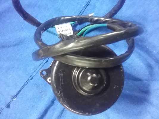 ขายอะไหลเครื่องเรือหลายรายการ 40f,50f,100f