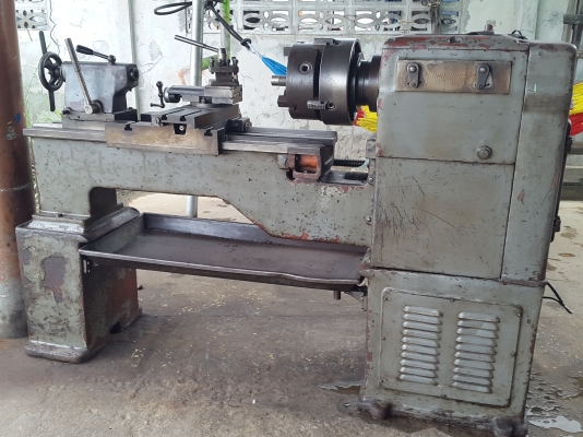 เครื่องกลึง 5 ฟุต ต้าชิง 3 เพลา 65,000 ด่วนๆๆๆ