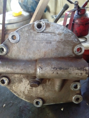 ปั๊มขาวf5000