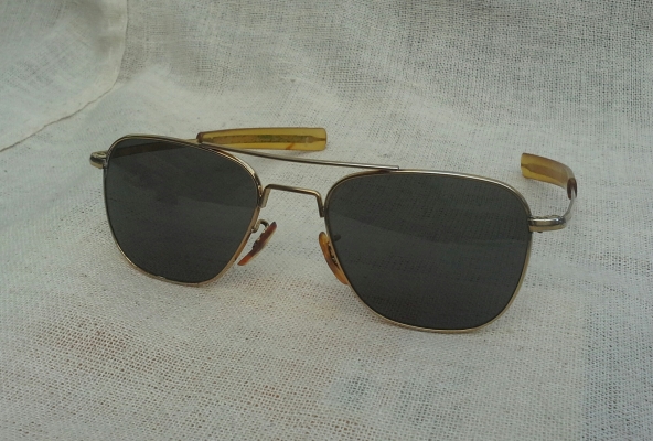แว่นตาอเมริกันเสืออากาศ ยุค &#039;70s โมเดล &#039;นักบินรบ&#039; อันลือลั่น Vintage COMMAND handmade