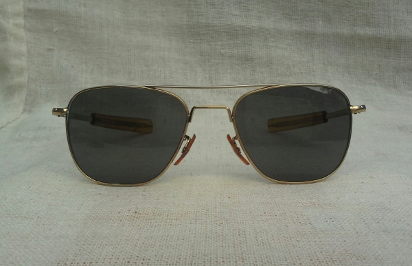 แว่นตาอเมริกันเสืออากาศ ยุค &#039;70s  โมเดล &#039;นักบินรบ&#039; อันลือลั่น  Vintage COMMAND handmade in USA  ตัวแท้ !  จริงใจ - ไม่จิงโจ้!