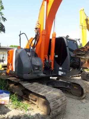 ขายจ้าHITACHI ZX225US -3  สภาพสวย  แอร์ เย็น  เครื่องเสียงพร้อม  เอกสารอินวอยครบ ลองระบบกันได้ทุกวัน  โทร 089-3818694  ดวงนภา
