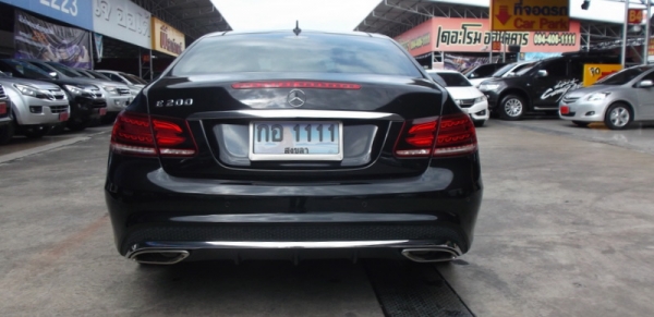ท่านใดตามหาอยู่เรียนเชิญมาชมคันนี้ครับ กับสภาพหนึงในร้อย เข้าศูนย์ตามระยะ ไมล์แท้ 60000km MERCEDES-BENZ E-CLASS E200 2.0 COUPE AMG W207
