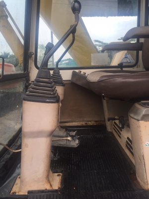 ขายรถขุดเก่าญี่ปุ่น komatsu pc60-6 รถสภาพสวย พร้อมใช้งาน สนใจ089-2579650 ขายรถขุดเก่าญี่ปุ่น komatsu pc60-6 รถสภาพสวย พร้อมใช้งาน สนใจ089-2579650