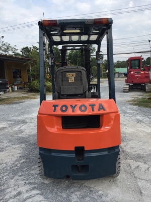 รถนอกขายถูก โฟคลิฟท์ TOYOTA 7FD15 นำเข้าจากญี่ปุ่น โทร.090-986-2521 อ๊อบ