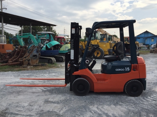 รถนอกขายถูก โฟคลิฟท์ TOYOTA 7FD15 นำเข้าจากญี่ปุ่น โทร.090-986-2521 อ๊อบ