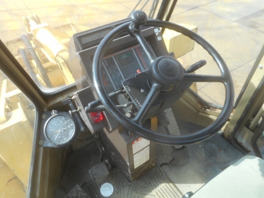 KOMATSU WA200-1 นำเข้าจากญี่ปุ่น โทร.090-986-2521 อ๊อบ