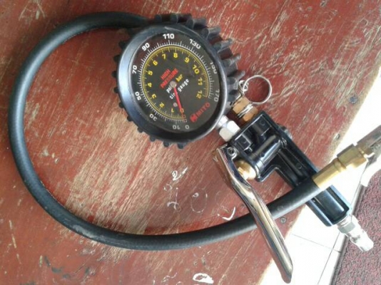 เกย์วัดลมยางรถยนต์