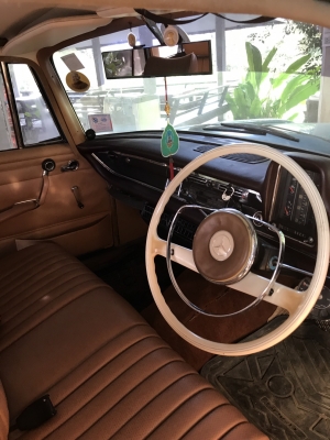 ขายด่วน benz 200 หางปลา เครื่องเดิม สภาพเดิมเดิม ไฟกลม รถน่าสะสม ขาย390000 ขายด่วน benz 200 หางปลา เครื่องเดิม สภาพเดิมเดิม ไฟกลม รถน่าสะสม ขาย390000