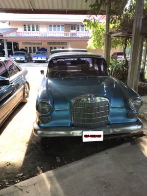 ขายด่วน benz 200 หางปลา เครื่องเดิม สภาพเดิมเดิม ไฟกลม รถน่าสะสม ขาย390000