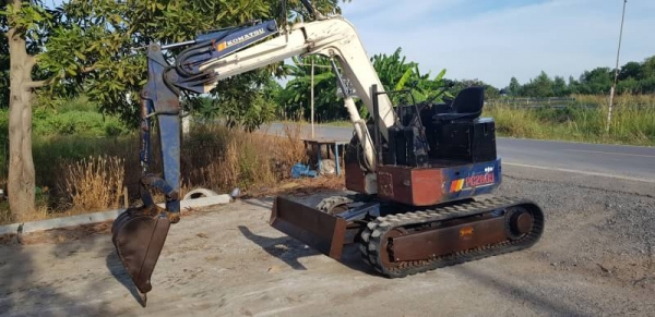 ขายด่วนรถแบคโฮKOMATSUโคมัสซูรุ่นยอดนิยมสวยๆPC28-6URเทียบเท่าPC30เครื่องโคมัสซู3D84เครื่องดีปั่มแรงรถนอกเพิ่งนำเข้ามาใหม่ยังไม่เคยใช้งานในเมืองไทยเลย