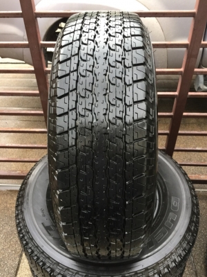 ยาง Bridgestone 245 70 16 ปี17 มี3ชุด ดอกเต็ม ไม่มีปะ เนื้อนิ่มๆ ใช้ยาว ราคาไม่แพง