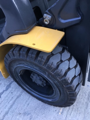 ขายรถโฟล์คลิฟท์ KOMATSU FG30T-16