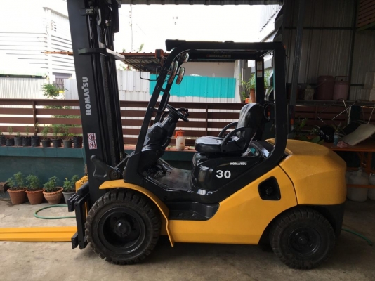 ขายรถโฟล์คลิฟท์ KOMATSU FG30T-16