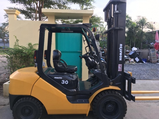 ขายรถโฟล์คลิฟท์ KOMATSU FG30T-16