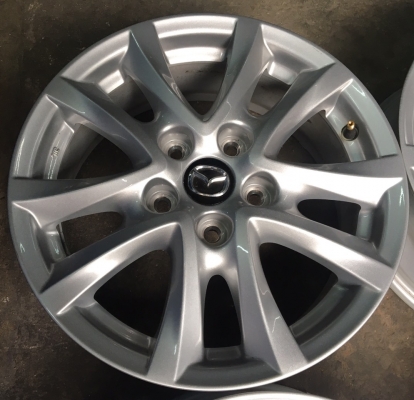 แม็กป้ายแดง Mazda 3 skyactiv ขอบ 16