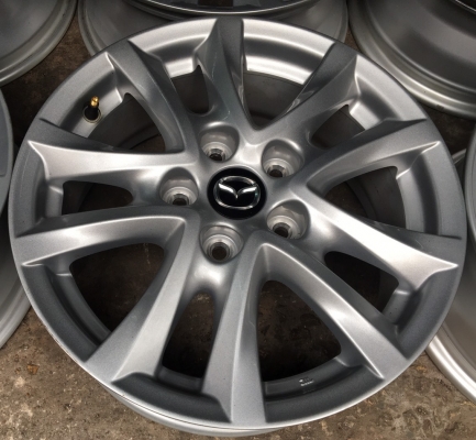 แม็กป้ายแดง Mazda 3 skyactiv ขอบ 16