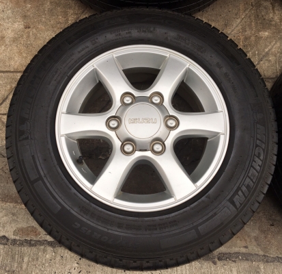 ล้อแม็ก ISUZU Platinum ขอบ15 พร้อมยาง Michelin 215-70-15
