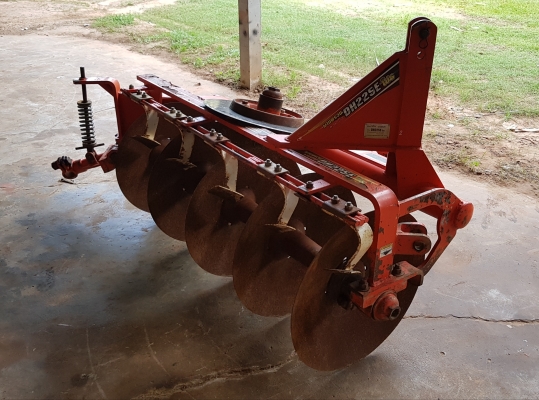 ตราช้าง 5x22นิ้วครับ